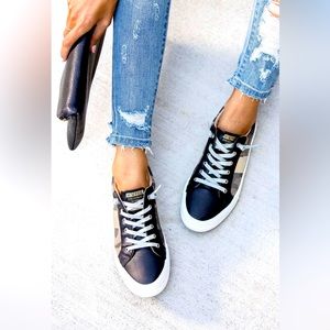 Vintage Havana sneakers- Dina army multi style, size 9- never worn, box included